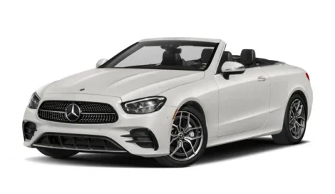 Mercedes-Benz E200 Cabrio (Automaatti, 2.0 L Bensiini)-vuokraus Málagassa