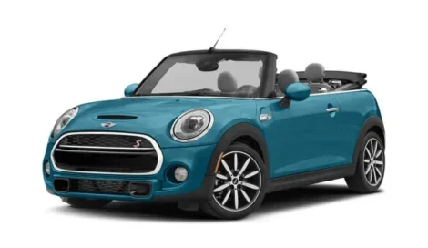 MINI Cabrio (Manuaali, 2.0 L Bensiini)-vuokraus Lanzarotella