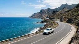 Autonvuokrauksen vakuusmaksut ja omavastuu Teneriffalla selitettynä (ja miten välttää omavastuu kokonaan)