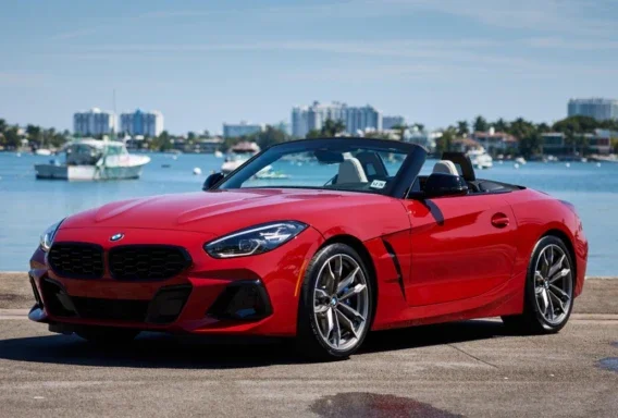 BMW Z4 sDrive30i (Automaatti, 3.0 L, 2 paikkaa)