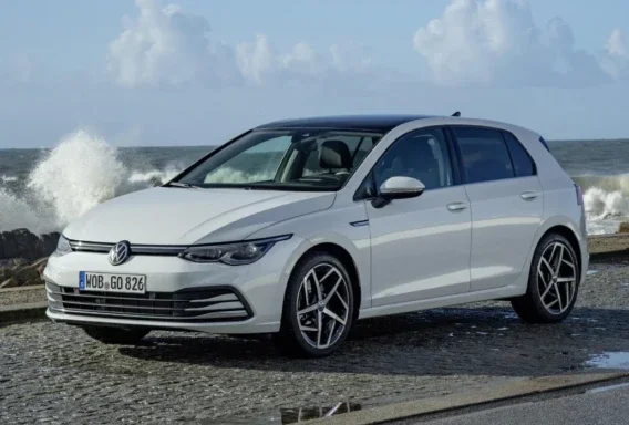 Volkswagen Golf (Manuaali, 1.4 L, 5 paikkaa)