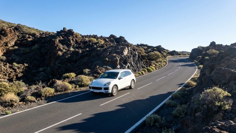 Porsche Cayenne E-Hybrid ajoarvostelu Teneriffalla