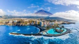 Puerto de la Cruz: Puerto Cruz de Cruz: Lumoava sekoitus historiaa, luonnonkauneutta ja elävää kulttuuria