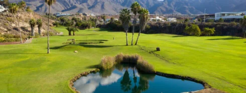 Teneriffan golfkentät: Hole-in-One-opas golfin harrastajille